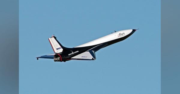 「宇宙へ1日2便」も可能なロケット飛行機Mk-II Aurora、初のロケット推進飛行試験に成功
