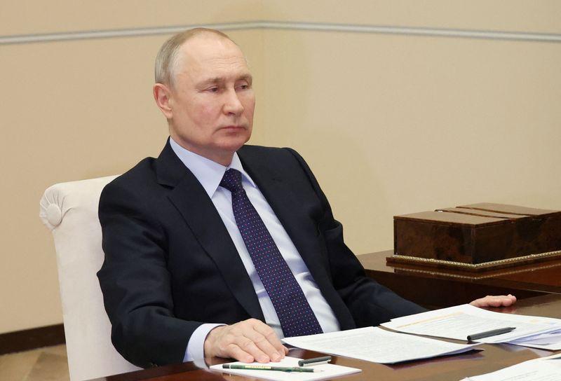 ロシアの石油・ガス収入、第2四半期末までに増加＝プーチン大統領