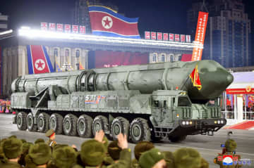 北朝鮮発射、固体燃料ミサイルか　韓国分析、人工衛星準備も