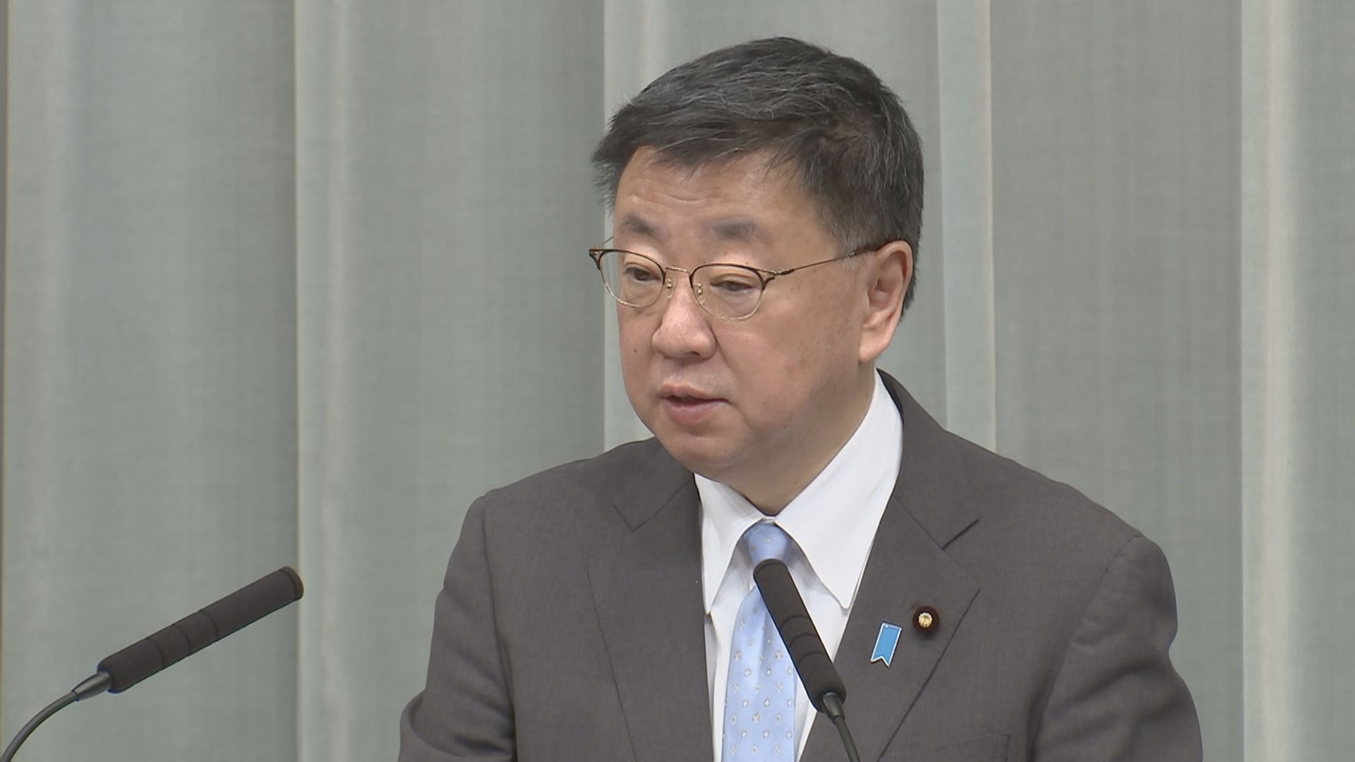 松野官房長官　偽情報への対処能力強化へ内閣官房の体制整備を発表