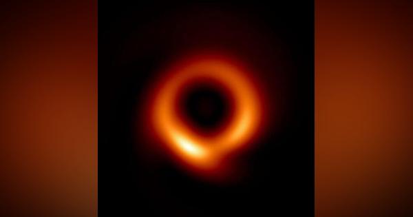 超巨大ブラックホールの新たな観測画像公開　機械学習モデルで鮮明化