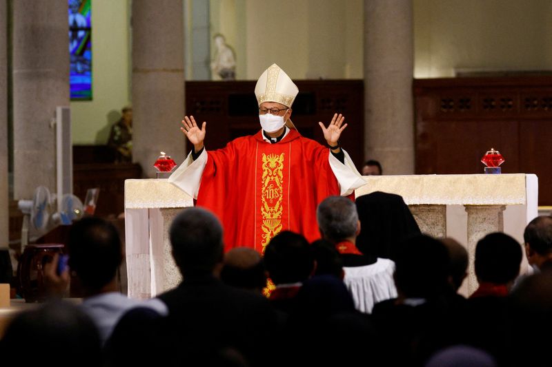 香港のカトリック司教、返還後初の北京訪問　政府公認教会が招請