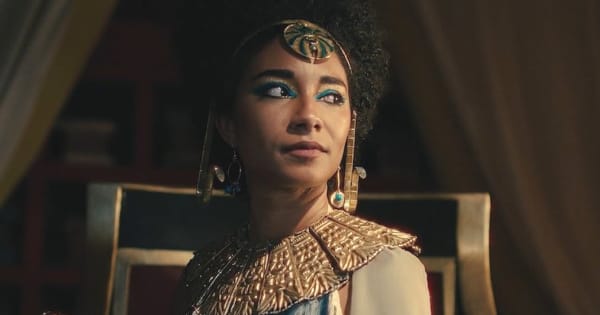アフリカ系演じるクレオパトラにエジプトから批判の声　米ネットフリックスのドラマ