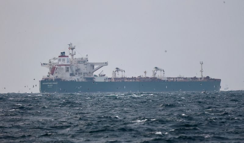 イランがオマーン湾で石油タンカー拿捕、米シェブロンがチャーター