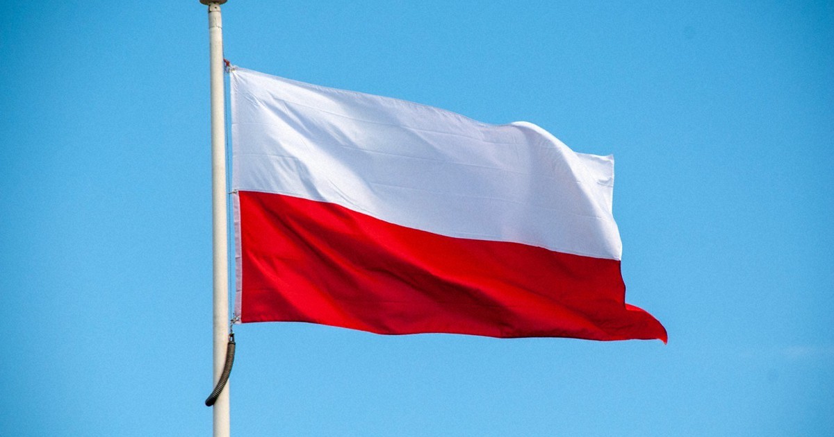 ポーランド、ロシア大使館敷地内の学校を差し押さえ　対立激化必至