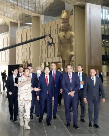 首相、エジプト博物館視察　ODAで建設支援
