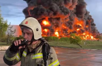 石油施設火災は反転の一環　ウクライナ、攻撃認める