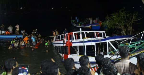 インド南部で観光船が転覆　少なくとも22人死亡