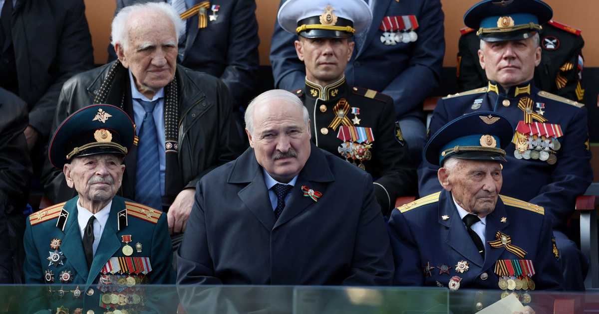 ベラルーシ大統領に健康不安　露大統領食事会を欠席