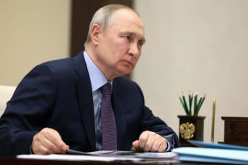 ロシア、欧州通常戦力条約脱退へ　プーチン大統領、議会に提案
