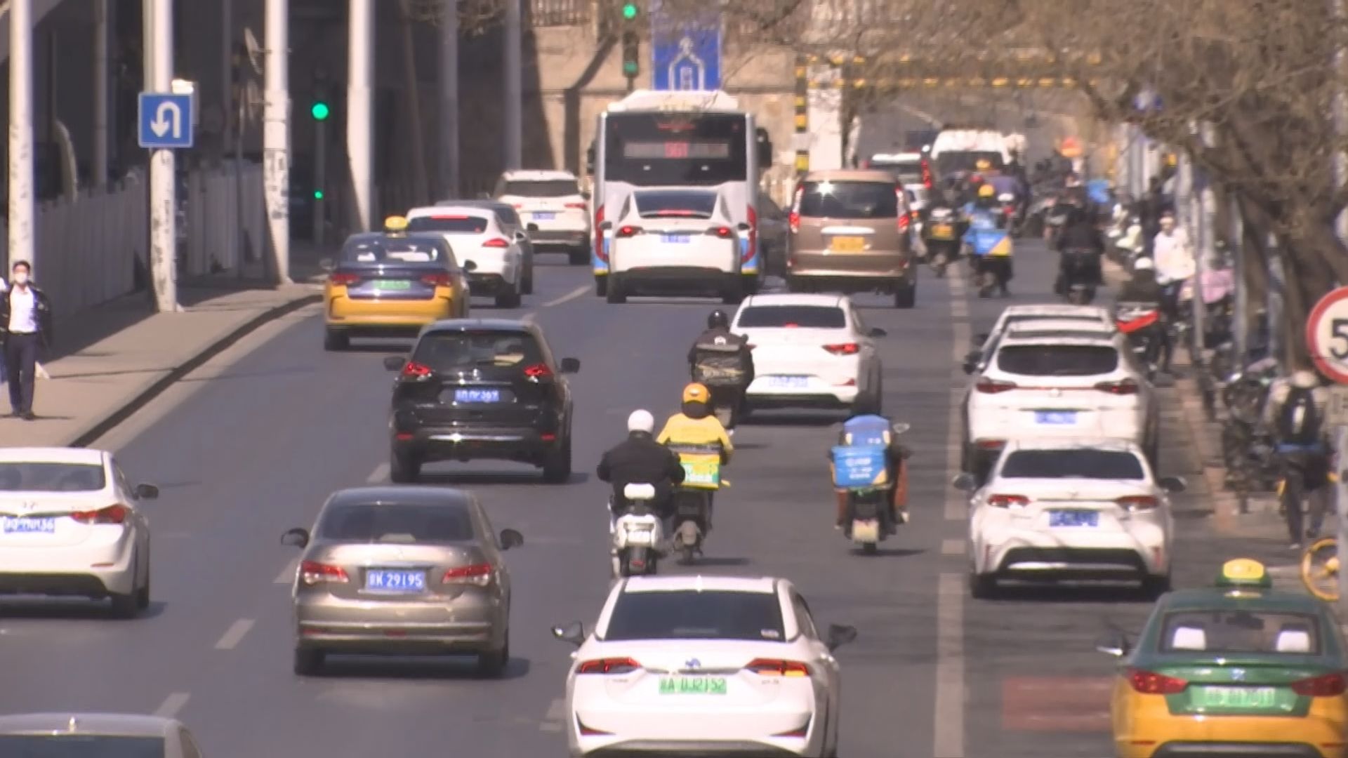 中国が7月から排ガス規制強化　EVの比率高める狙いか