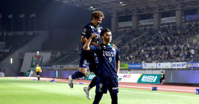 ヴォルティス、金沢に2-0で勝利　ホームで今季初白星