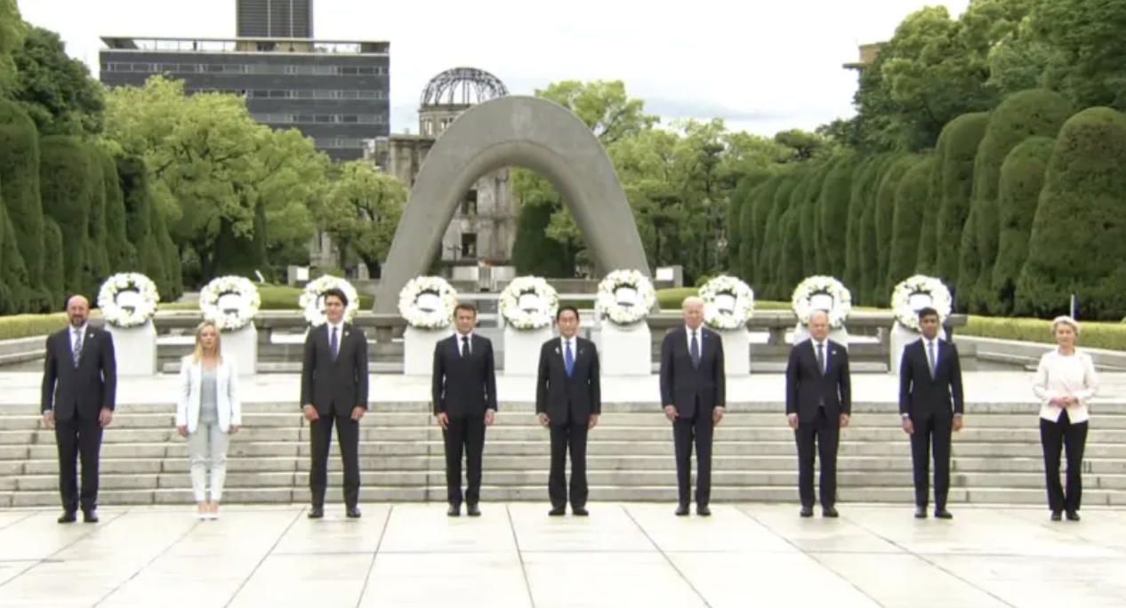 G7首脳、初の原爆資料館訪問　核なき世界へ機運、サミット開幕