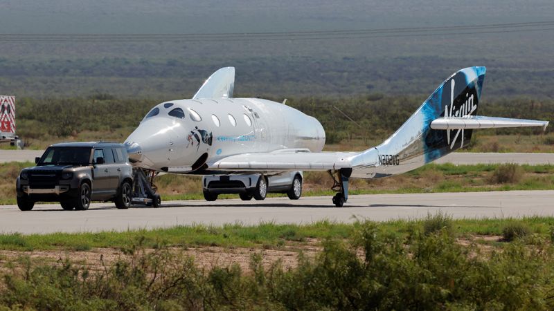 米ヴァージンが宇宙船試験飛行、商業サービス6月開始に向け