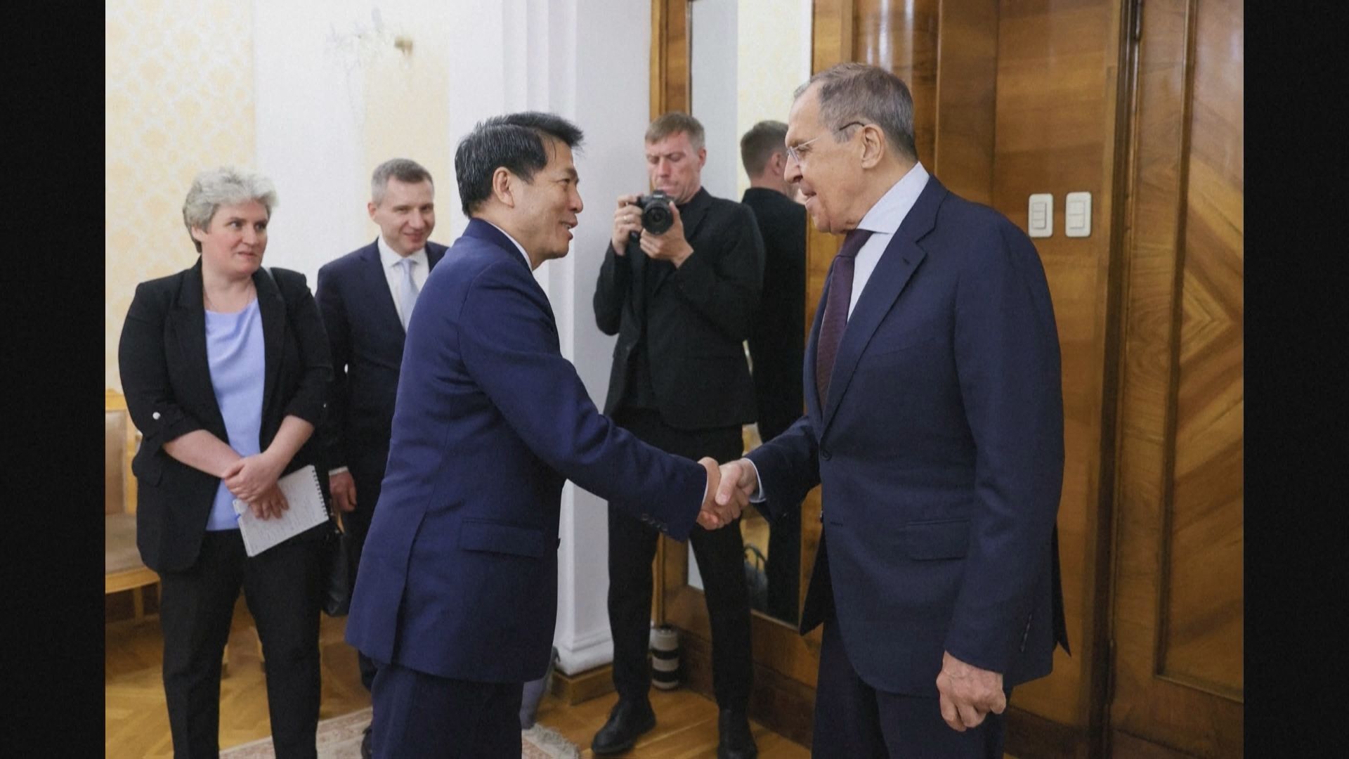 中国・李輝特別代表「ウクライナ危機の解決に向け具体的に努力する」ロシア・ラブロフ外相との会談で