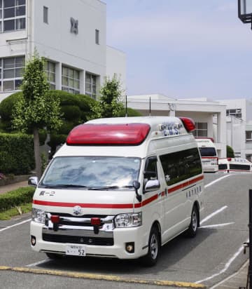 熱中症疑い、生徒23人搬送　福岡の糸島農業高、体育祭練習中