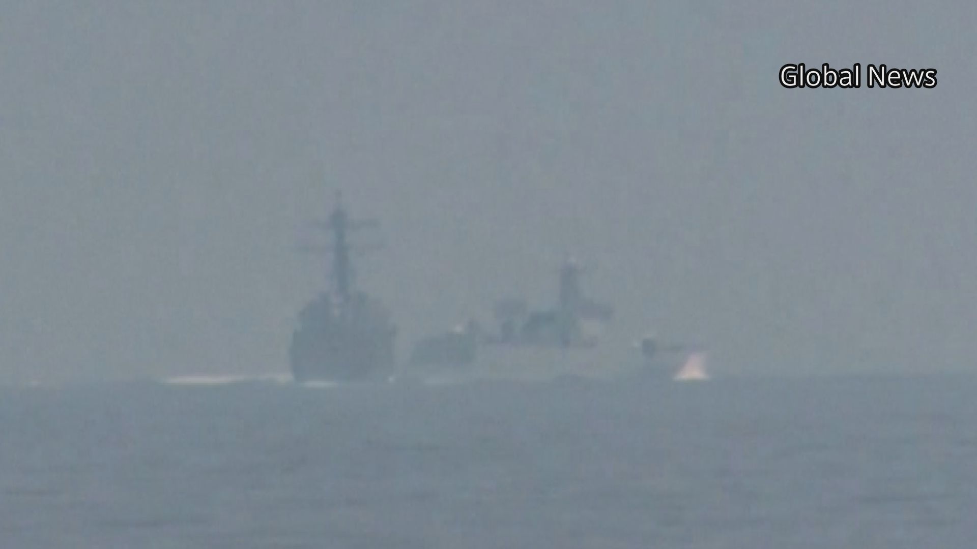 台湾海峡で軍艦接近　中国「アメリカとカナダが挑発」