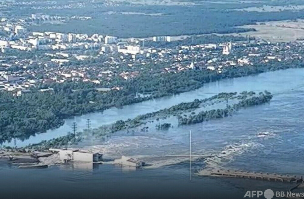 ウクライナのダム決壊、1.7万人が避難 米政府「多数死亡の恐れ」