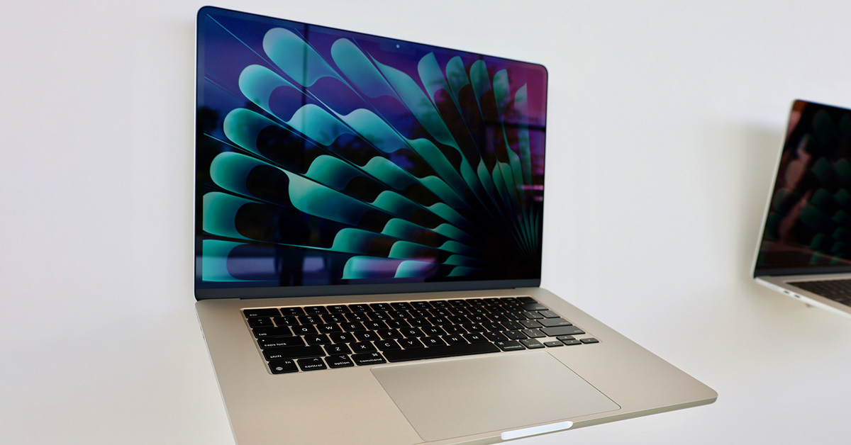 「15インチ MacBook Air」の実物を触ってきた　“薄くて大画面”はシンプルに魅力的