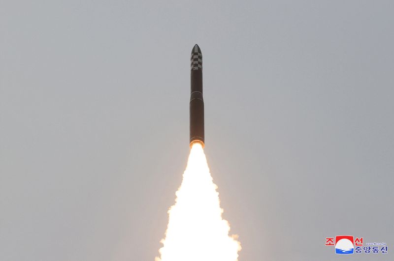 日米韓、北朝鮮の弾道ミサイル発射を非難　共同声明