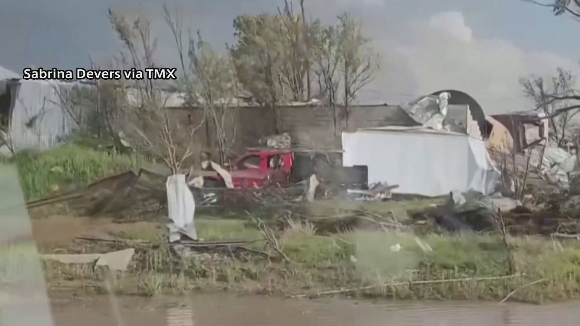 米南部広域で複数の竜巻　テキサス州北部の町で3人死亡