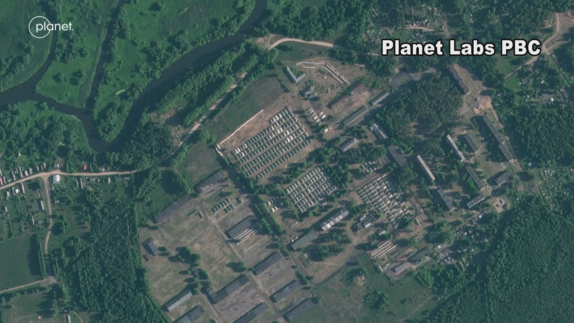 ベラルーシ東部に「ワグネル」施設か　衛星写真に多数のテント