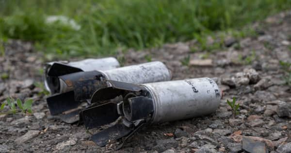 クラスター弾とは何か、なぜアメリカはウクライナへ供与するのか