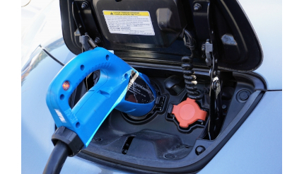 「ニトリ」と「ヤマダデンキ」がプラゴのEV用充電器導入　EV充電のインフラ整備に期待