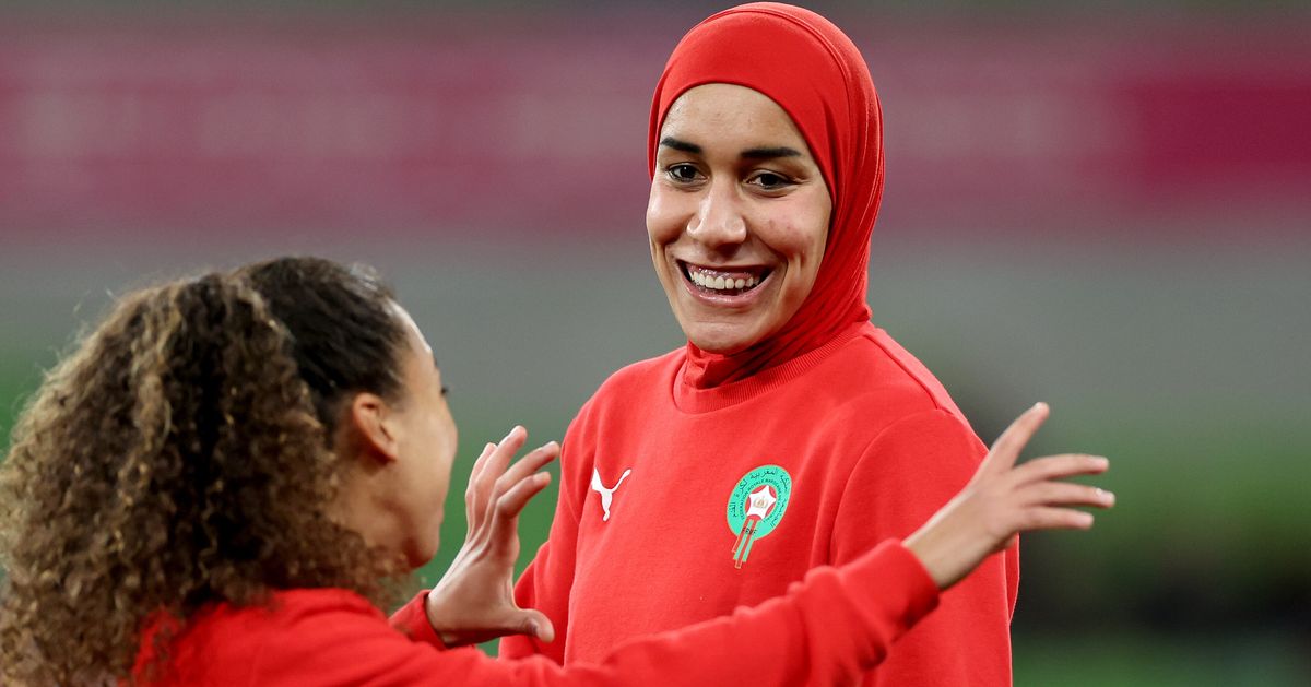 モロッコ代表選手、女子ワールドカップ史上初めてヒジャブ着用。2023年までかかった理由