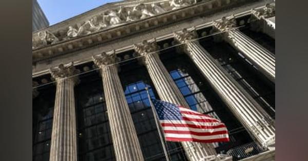 NY株反発、176ドル高　利上げ長期化の警戒和らぐ