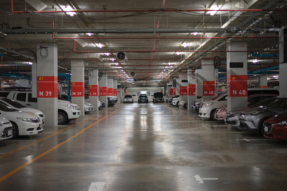 トヨタと提携した「ニーリー」　駐車場システム拡大に向け17億円調達
