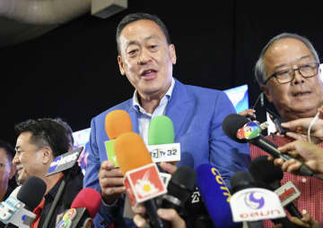 タイ、タクシン派新連立へ　第1党外し親軍派と検討