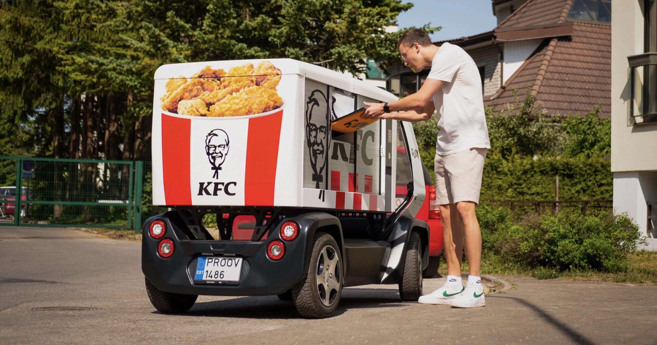 自動運転で無人配送、ケンタッキー（KFC）が北欧エストニアで実現