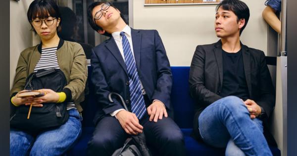 6時間睡眠を2週間続けると集中力は酩酊状態レベルに｢電車で居眠りをする人は危険｣といえる理由【2023上半期BEST5】 - 自分では気づかない睡眠不足の深刻なダメージ