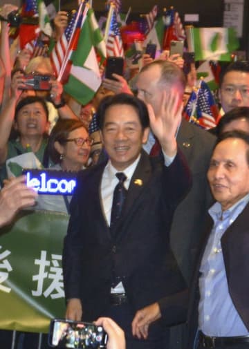 台湾副総統、米国に立ち寄り　友好関係を強調、中国は反発