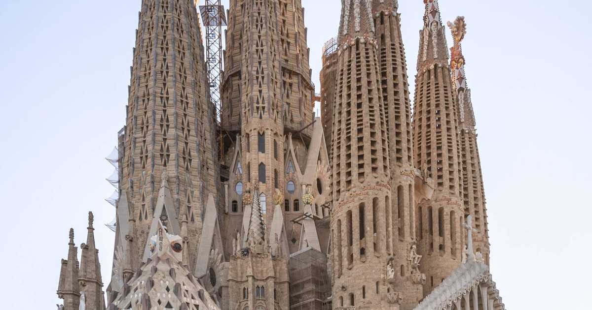 完成近し、「未完の聖堂」サグラダ・ファミリア　天才建築家ガウディの魅力に迫る
