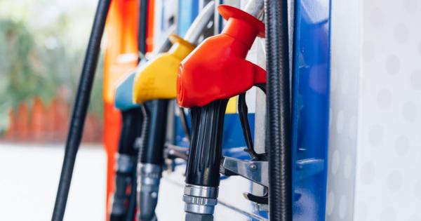 「ガソリン価格200円超え」は目前に政府が「トリガー条項」発動を決められないワケ