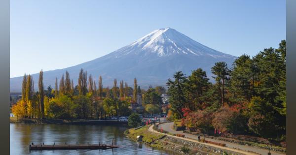 英紙が富士山の“オーバーツーリズム”と“弾丸登山”を問題視「ここは神聖な山なのに」 | 外国人観光客も夢見る富士登山
