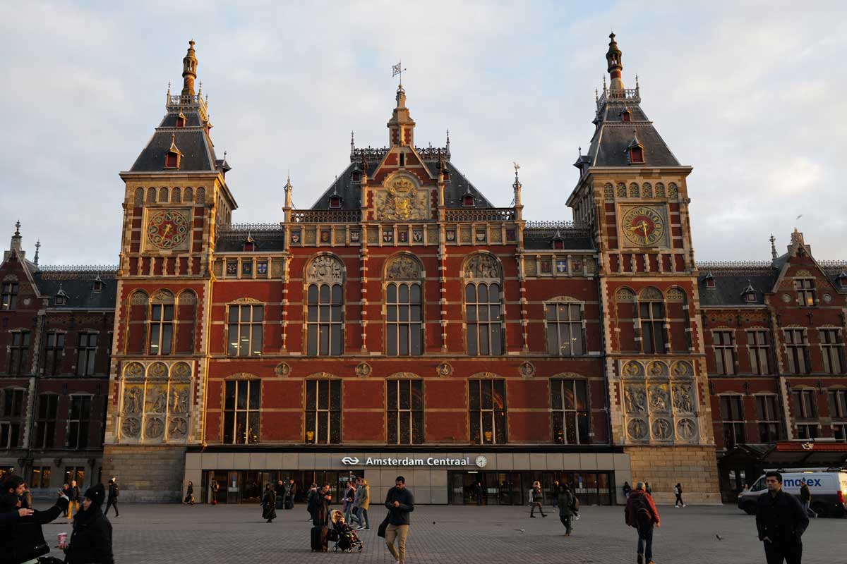 オランダ異例の「オーバーツーリズム対策」　持続可能な観光のヒント