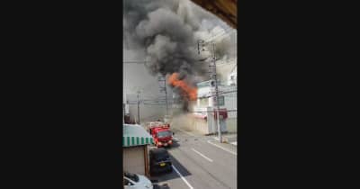 倉敷市で火事　1人死亡、2人けが　住宅を含む複数の建物が焼ける　岡山