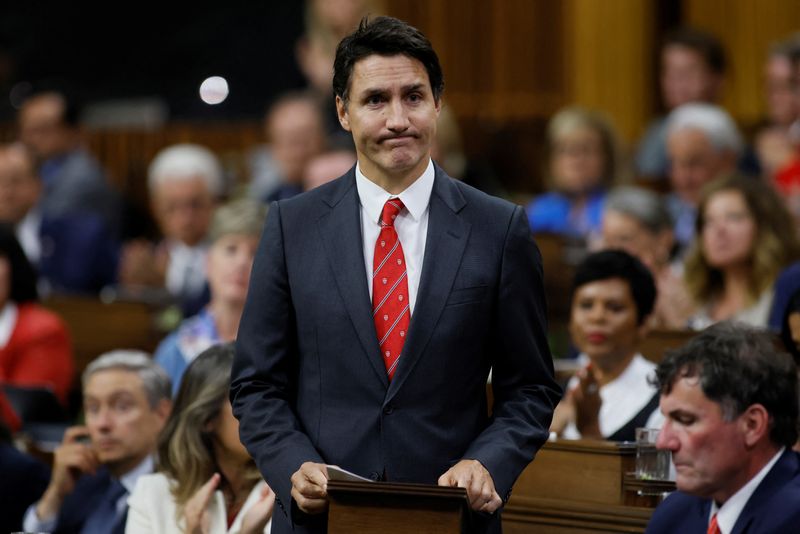 カナダ首相、シーク教徒殺害「インド関与の疑い」　外交官追放