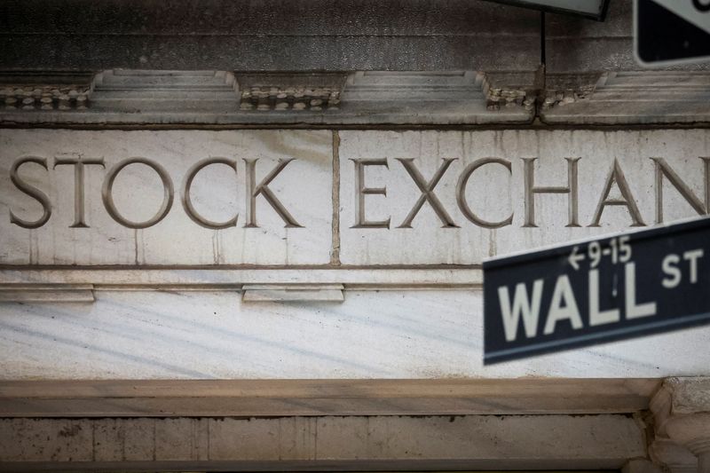 米国株式市場＝大幅反落、金利の高止まり嫌気
