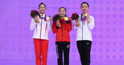 体操女子種目別平均台、日本の岡村真が金　杭州アジア大会