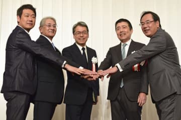 ふくおかFG、5銀行体制に　新たに福岡中央銀と経営統合
