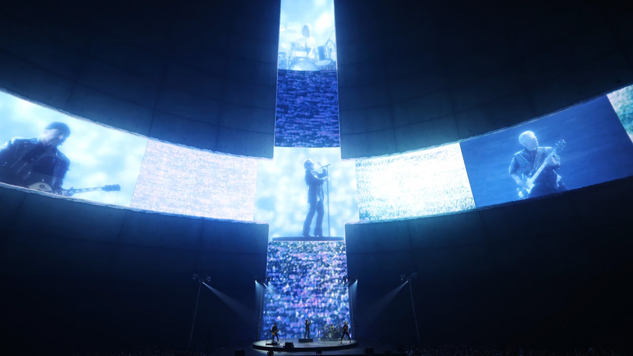 U2、ラスベガスのハイテク新コンサート会場「スフィア」で定期公演を開幕
