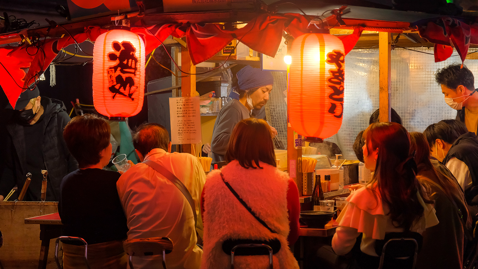 屋台だけじゃない─「福岡」で訪れるべき8ヵ所を米紙記者がチョイス | もつ鍋、バー、音楽 語りつくせぬその魅力