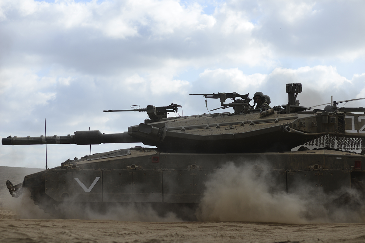 イスラエルのメルカバMk.4はどの戦車よりもドローン攻撃に強い (Forbes