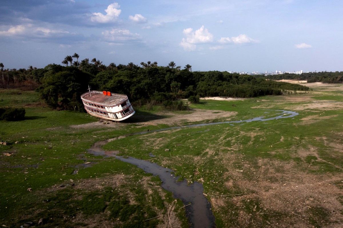 南米アマゾンの河川港が過去120年で最低の水位を記録、干ばつ広がる
