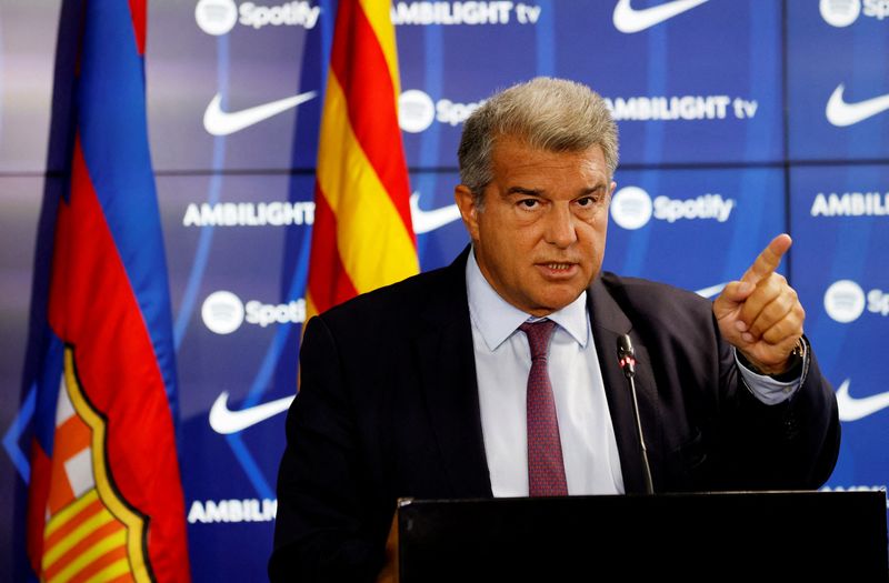 サッカー＝バルセロナのラポルタ会長に捜査、審判買収疑惑で