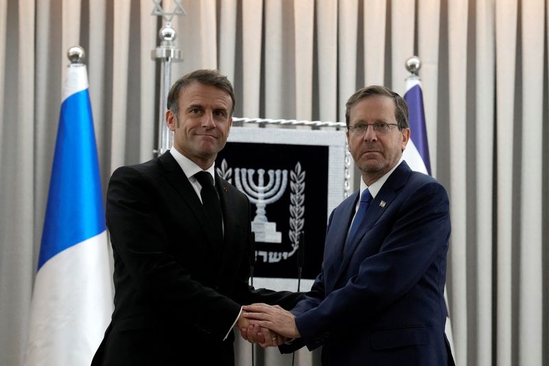 仏大統領、ＩＳ掃討有志連合のハマス適用を提案　イスラエル訪問